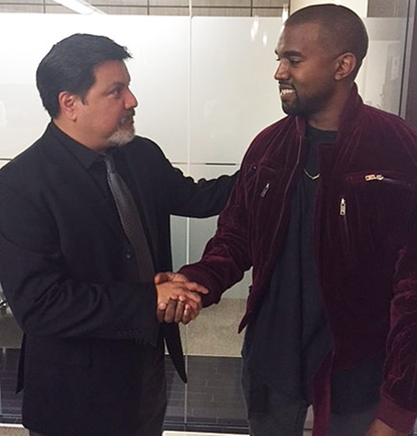kanye west apologizes